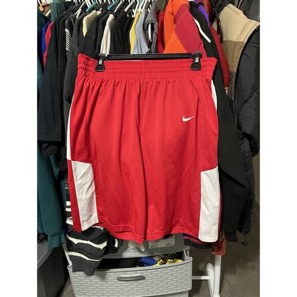 Size M- Men's Nike Basketball Running Shorts Red - Picture 1 of 3